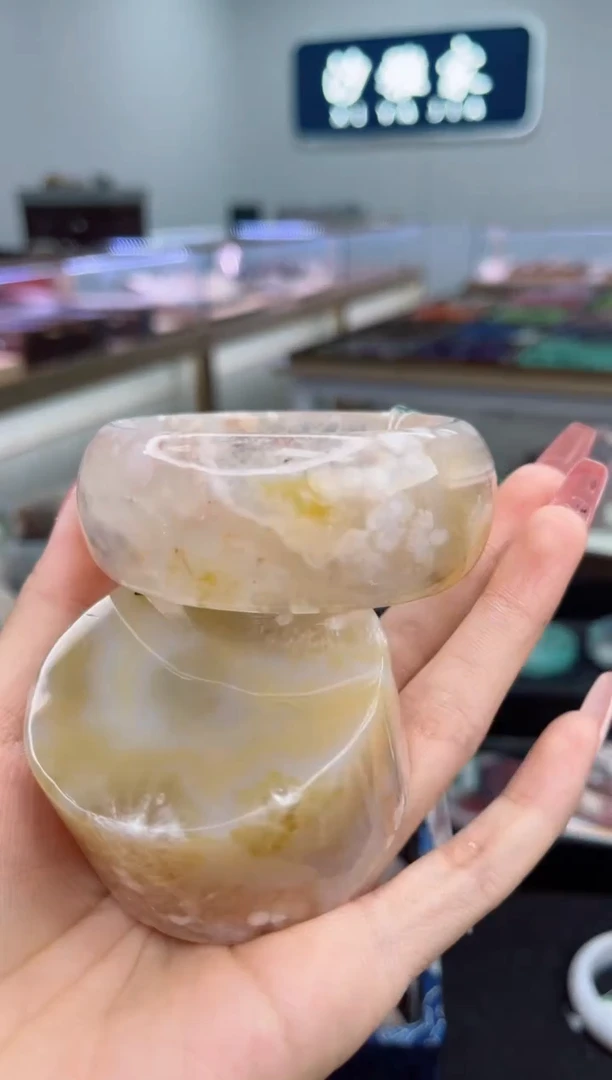 石英质玉手镯未镶嵌59圈口（赠品镯心）1881662