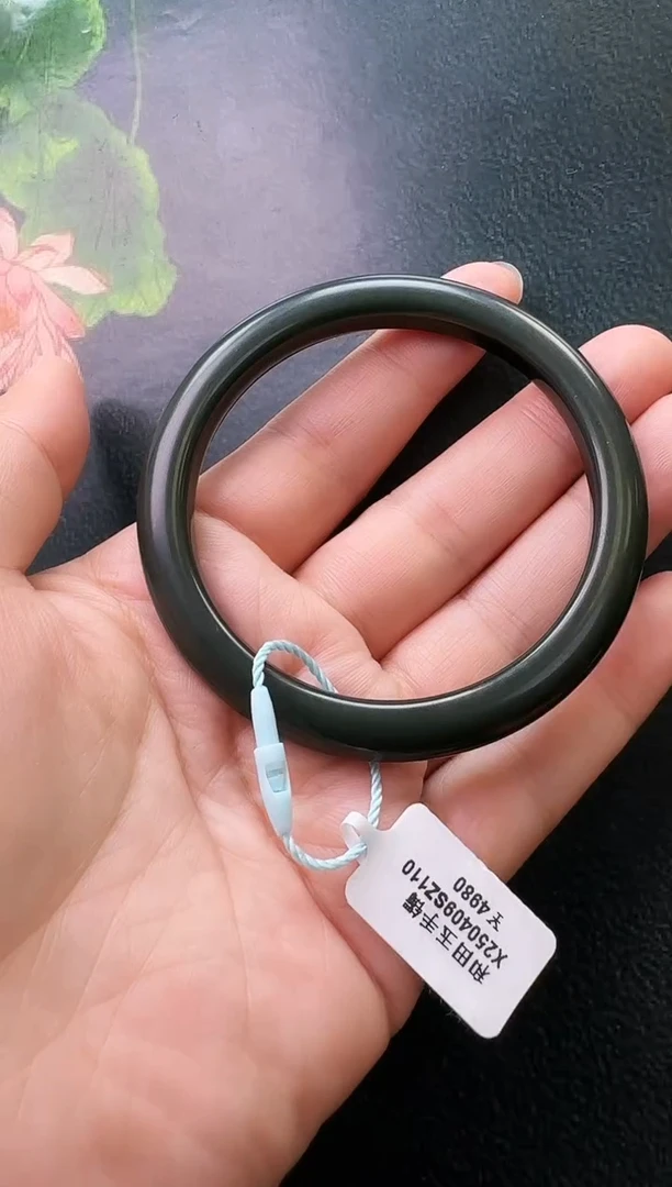 手链未镶嵌和田玉手镯