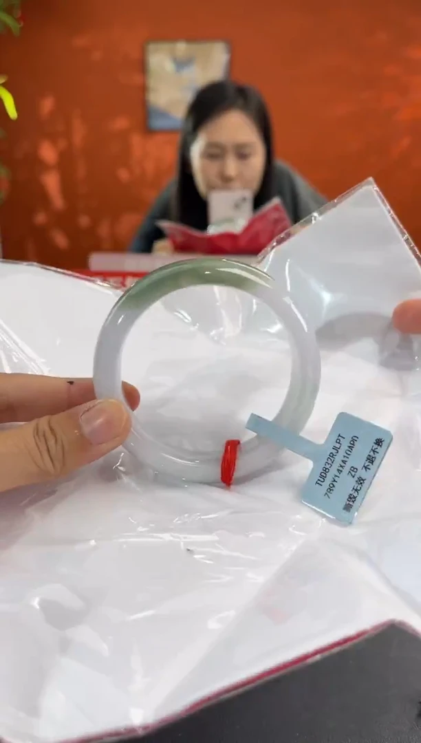 未镶嵌手镯翡翠5   55