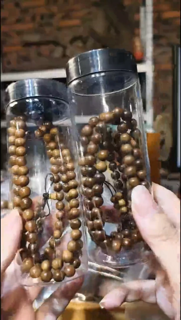 楠木（金丝楠）把件0.8阴沉黄多圈
