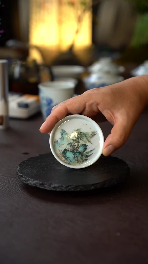 王钢全手工手绘山水盖置