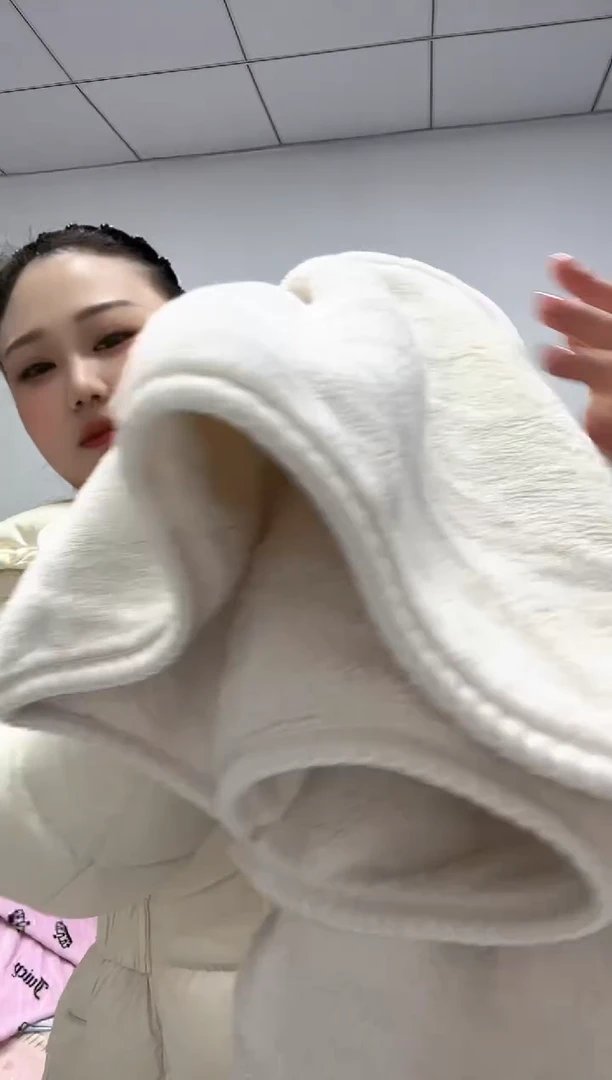 法兰绒1.6x2毯子