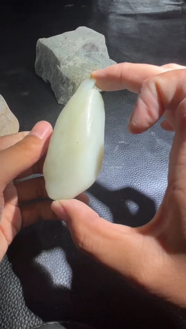 未镶嵌和田玉珠宝半成品31