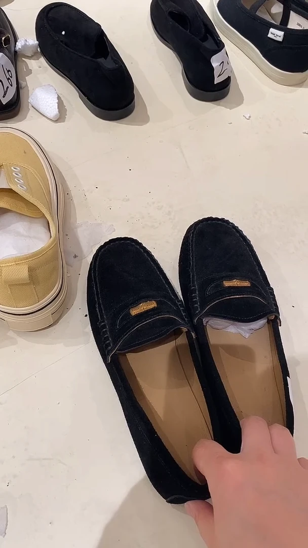 米***¥一脚蹬翻毛皮38码240