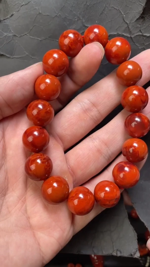 未镶嵌100南红玛瑙手串