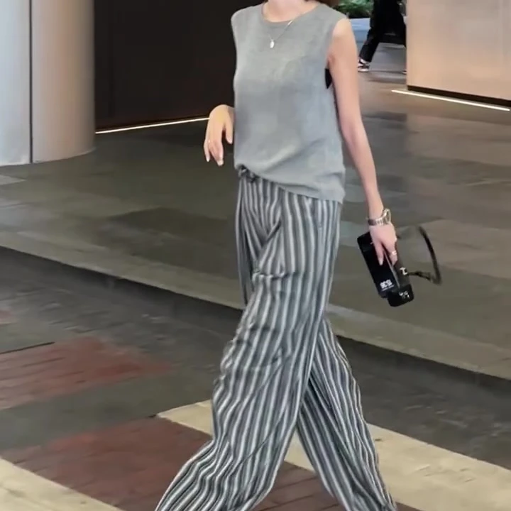 简约休闲纯色无袖针织衫女2025复古高腰显瘦条纹休闲裤宽松阔腿裤