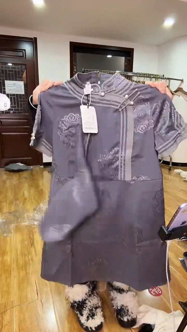 2XL码    125-135斤  连衣裙