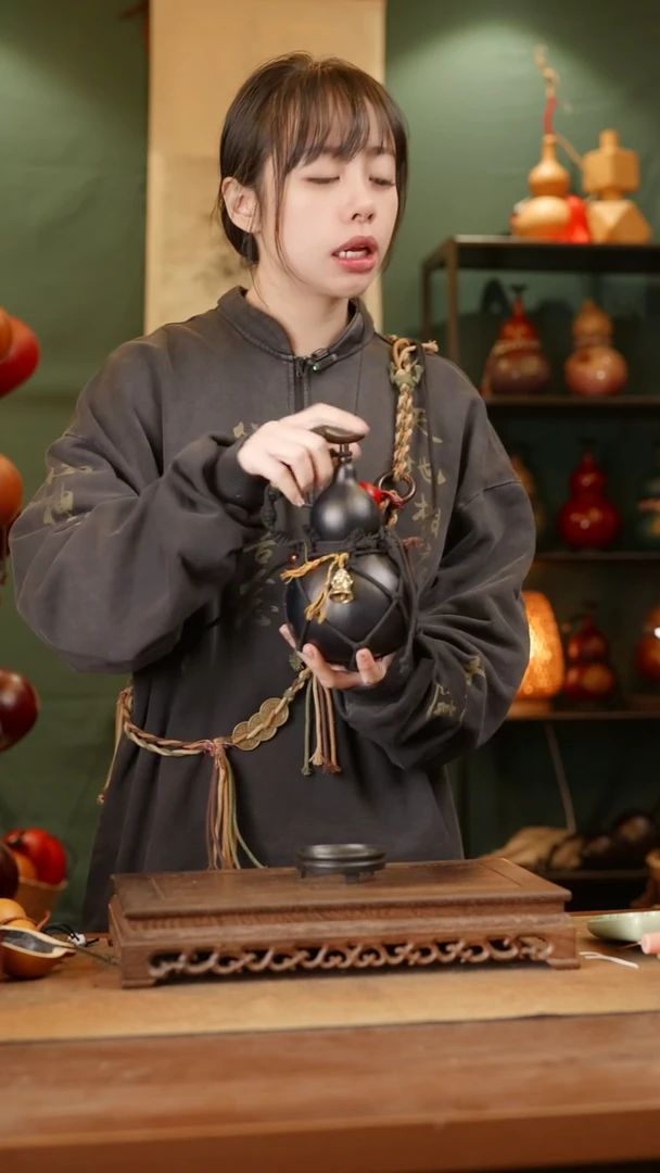 210号精品天然大漆酒葫芦一物一拍~