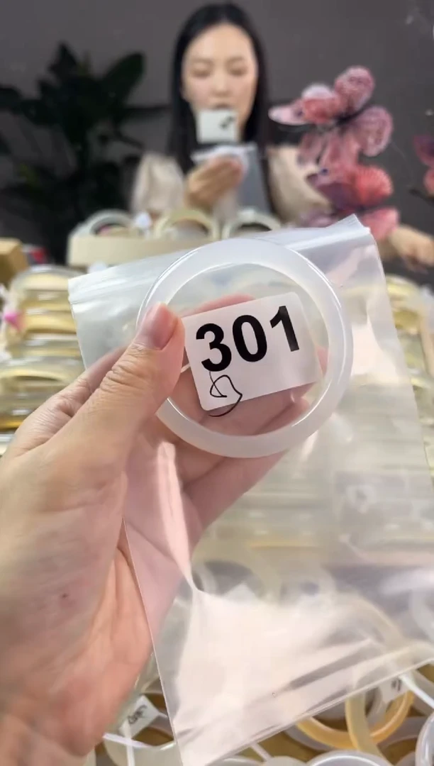 玛瑙/玉髓手镯未镶嵌301