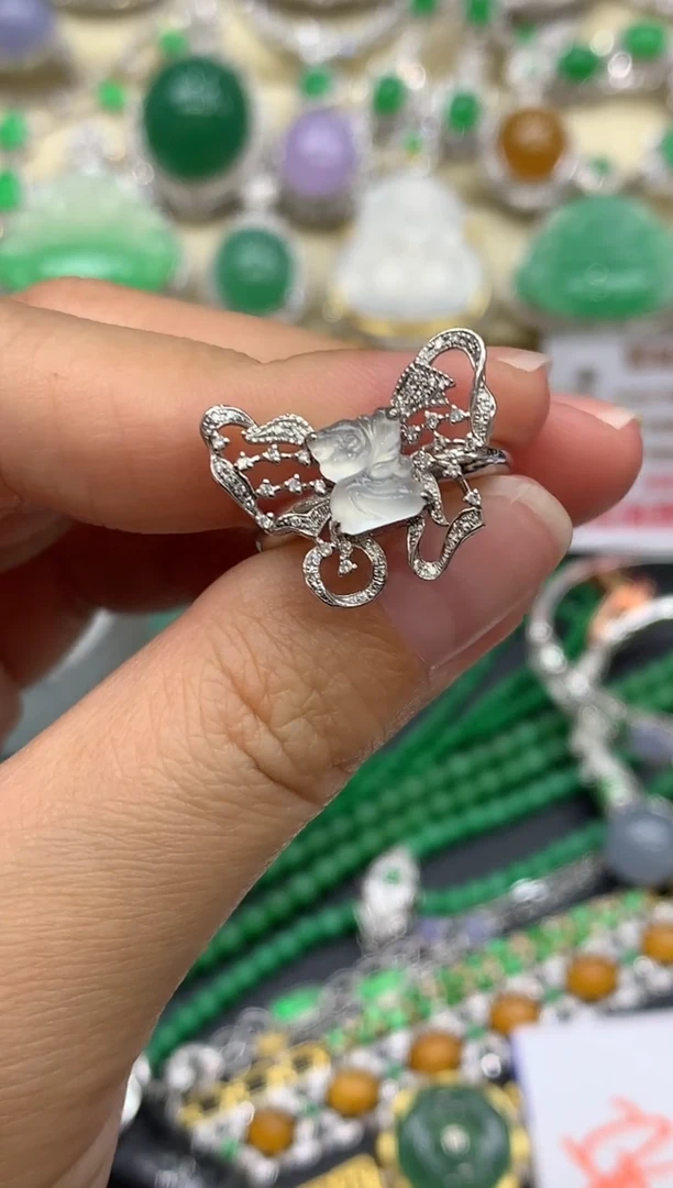 【闪购商品】翡翠戒指18K金镶嵌117-中国好珍宝