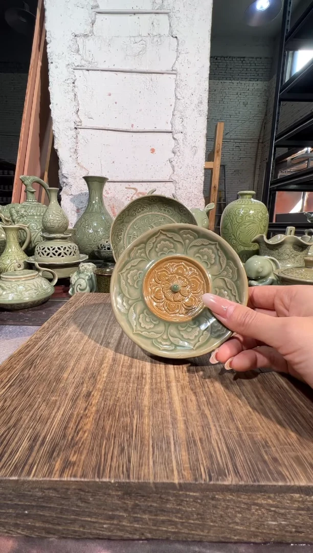 耀州窑宝相纹盖置