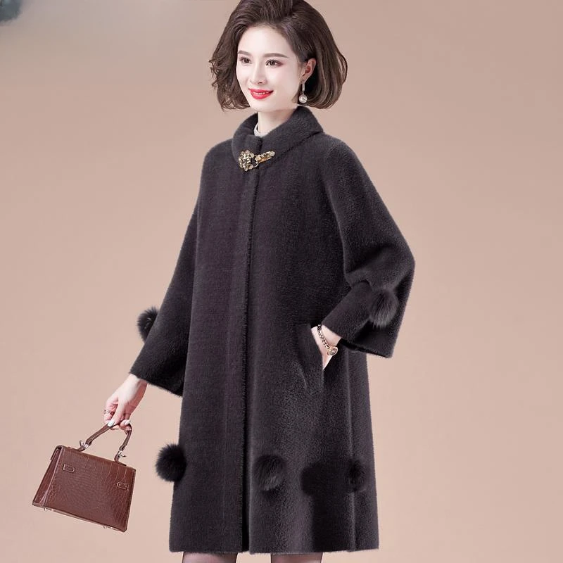 俞兆林中老年秋冬款仿水仿绍绒大衣中长款大码洋气胖妈妈装高贵