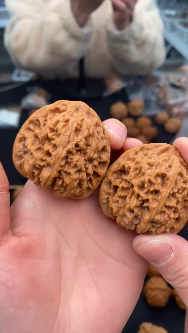 【闪购商品】文玩核桃把件南疆石42-t210