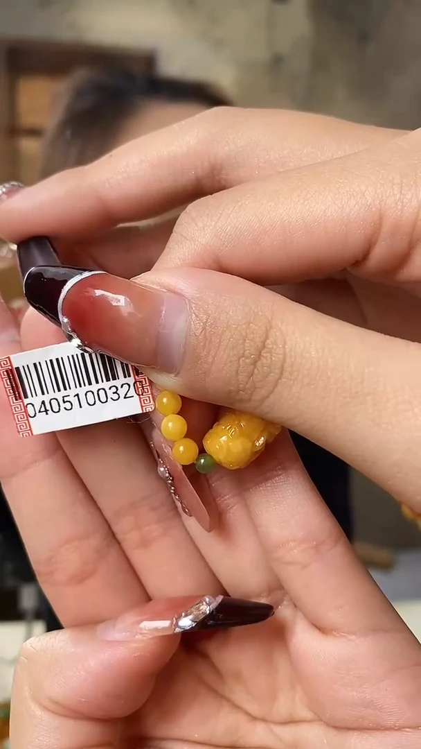 【闪购商品】蜜蜡手串未镶嵌貔貅戒指