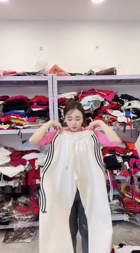闪电购精品女装172S