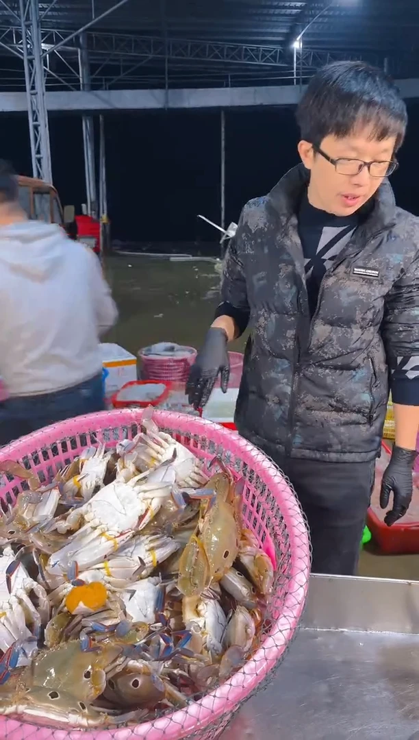 中国大陆花****亲钳子3斤11111111111111111