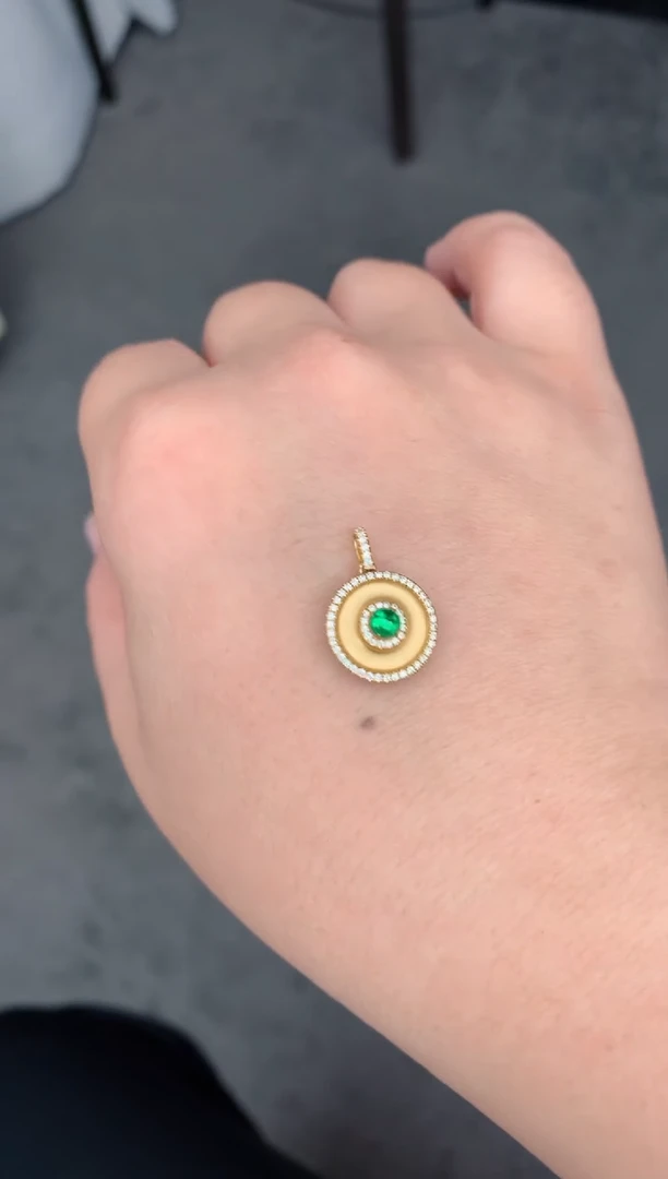 【闪购商品】祖母绿颈饰18K金镶嵌祖母绿吊坠