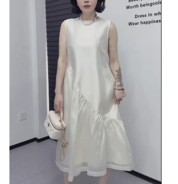 2025夏季时尚潮流百搭精品女装叶Tiixa