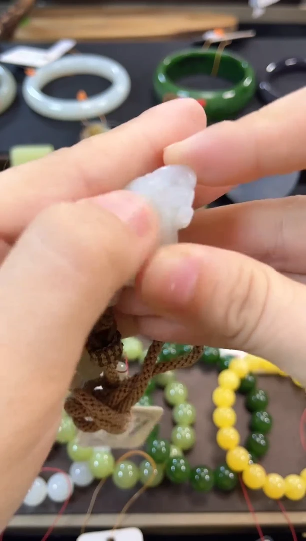 吊坠(不含链)未镶嵌和田玉新疆米达貔貅9008209