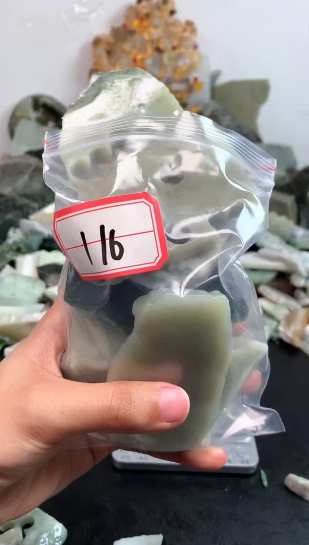 未镶嵌和田玉摆件116