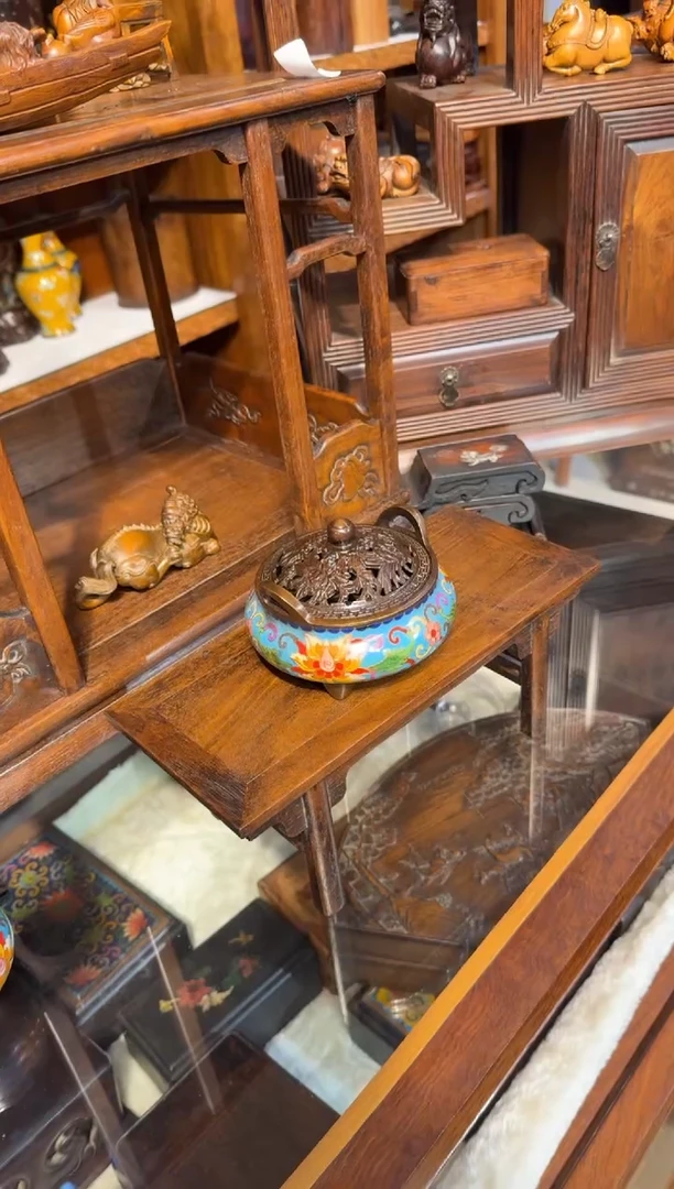 木珐琅彩浅蓝扁香炉398.8888