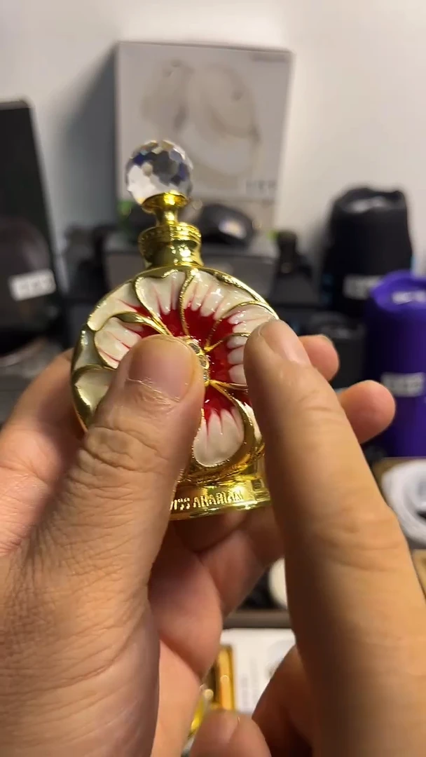 瓷片闪购商品 如图所示