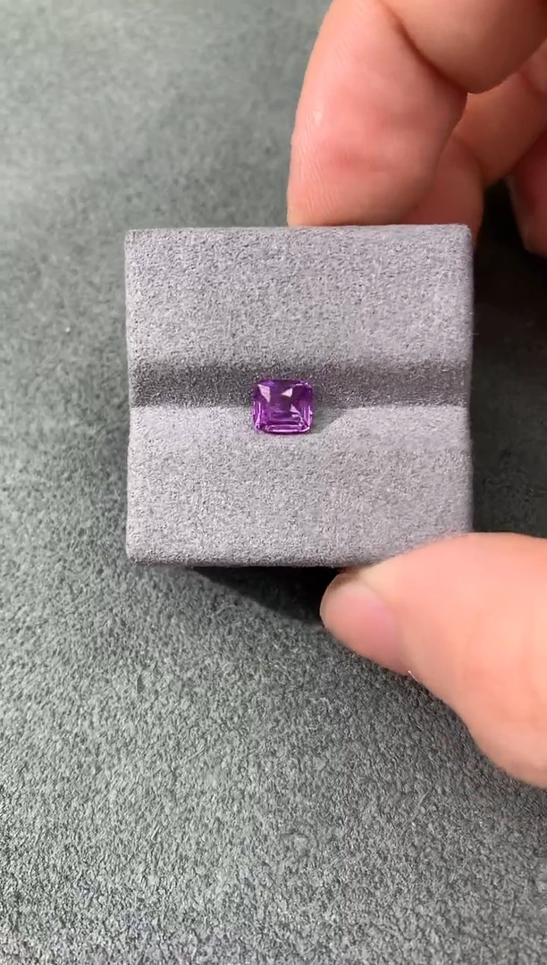裸石彩色蓝宝石无烧 紫色蓝宝石 1CT