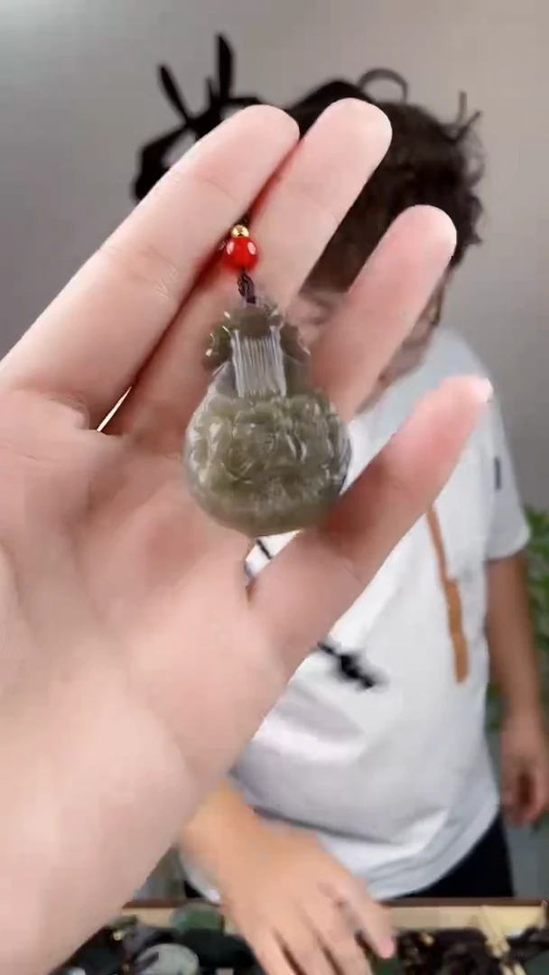 和田玉未镶嵌颈饰拍一发一，多样性发货