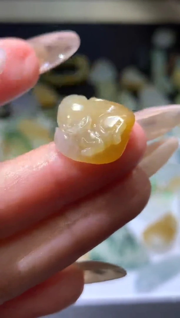 未镶嵌定制翡翠毛货  17.8-17.3-6