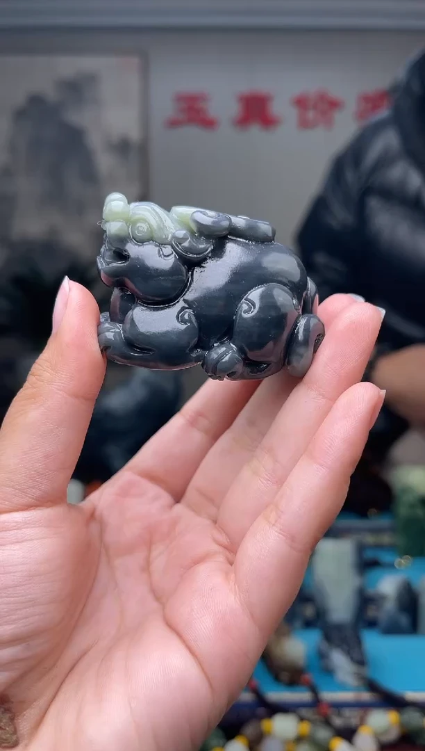 未镶嵌和田玉挂件1