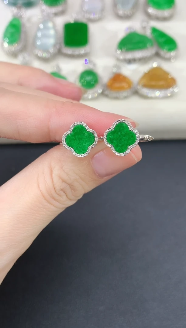 18K金镶嵌翡翠耳饰|2800多样性发其一