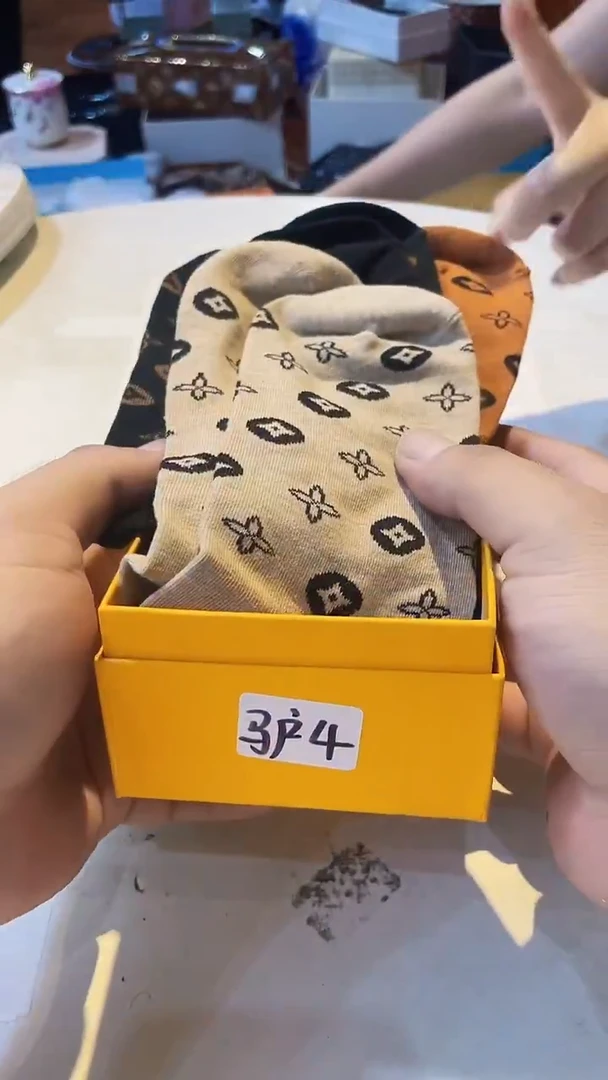 杯鸿辉家品牌瓷器，京东包邮！