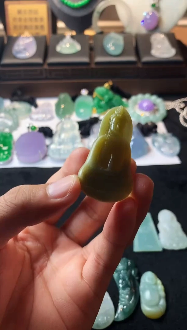 未镶嵌定制翡翠大*5036毛货不退不换