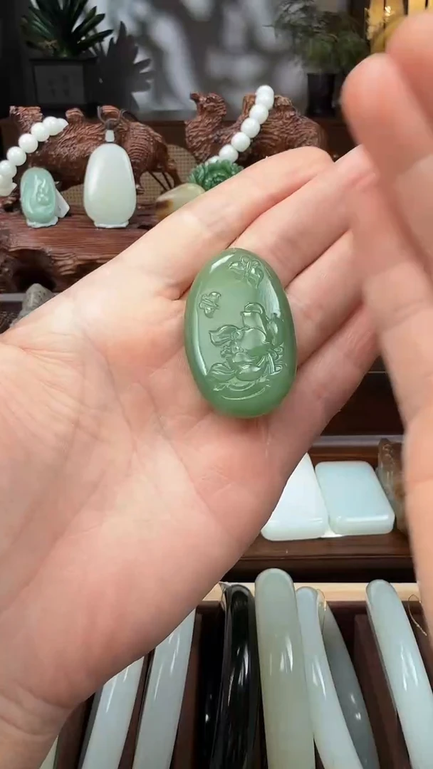 未镶嵌和田玉挂件吊坠