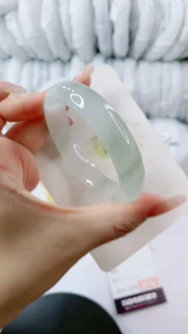 【闪购商品】石英质玉手镯未镶嵌0011671233-多样性发货