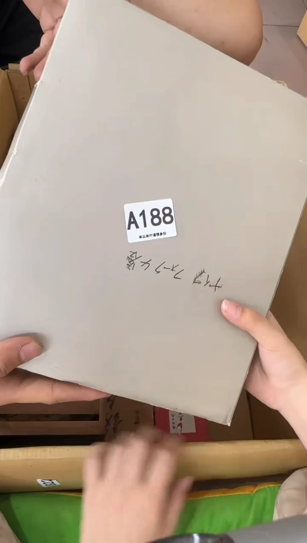 其他茉*188...中古产品谨慎参拍