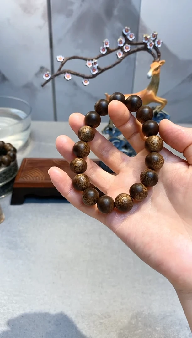 【闪购商品】沉香手串文莱圆珠单圈B1230300