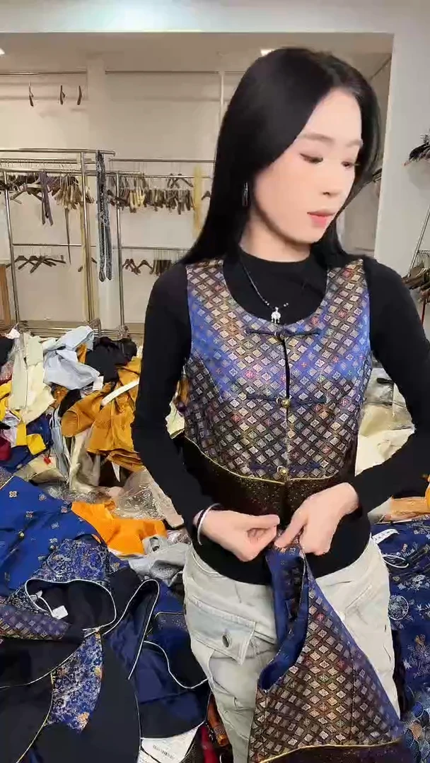 L码        105-115斤