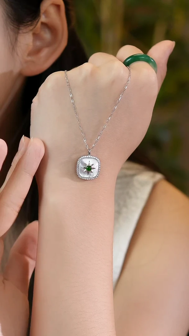 翡翠银S925镶嵌颈饰a货翡翠吊坠