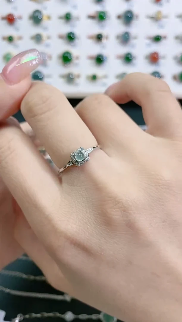 翡翠戒指银S925镶嵌天然翡翠