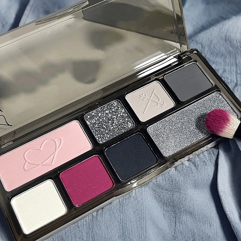 嘿心动玫眼影黑色哑光烟熏妆修容彩妆盘眼影盘套装学生朋克初学者