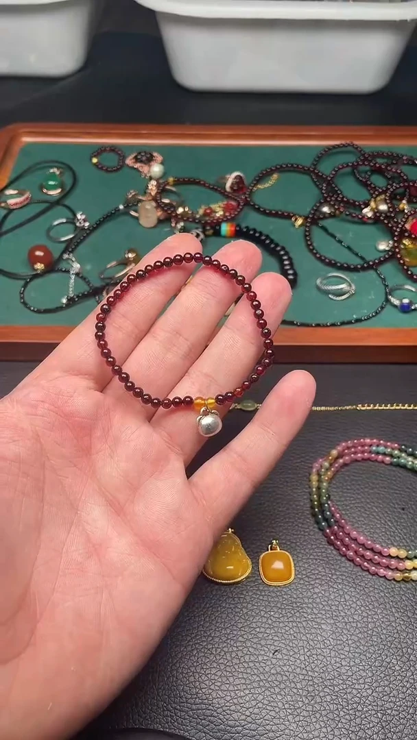 未镶嵌血珀手串多样性发货拍一发一