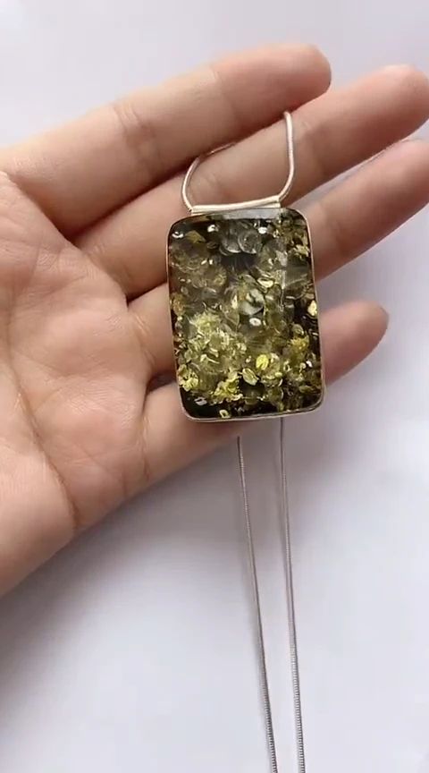 【闪购商品】琥珀裸石银S925镶嵌琥珀吊坠