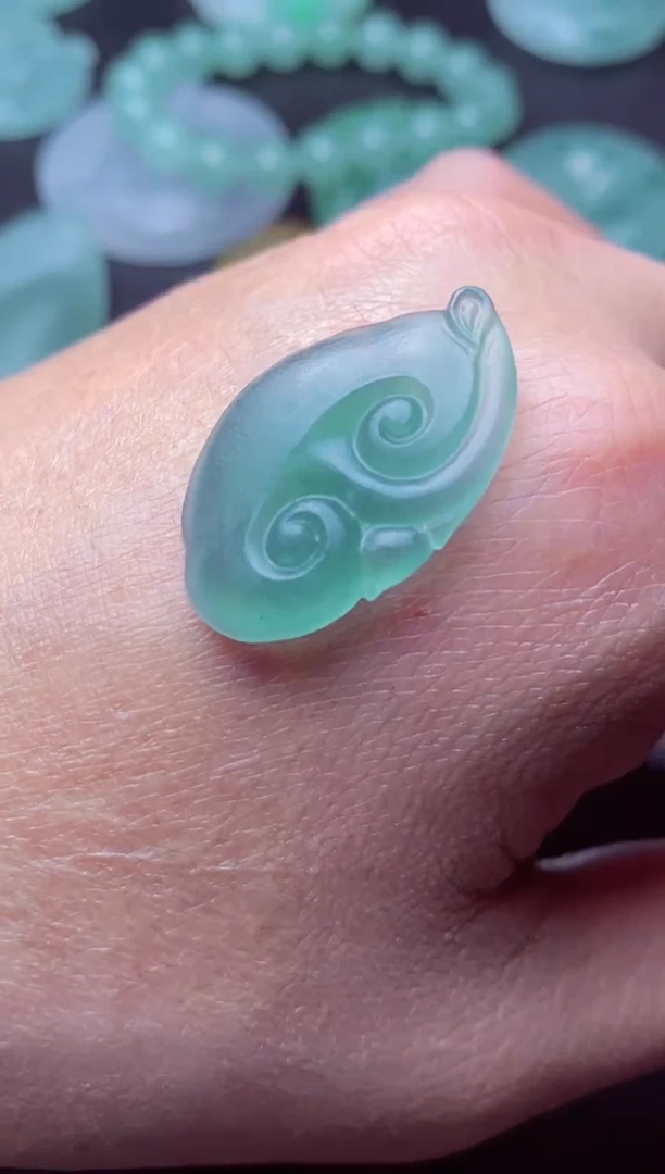 未镶嵌定制翡翠a货翡翠