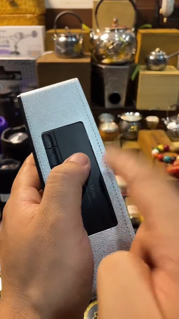 瓷片闪购商品 如图所示