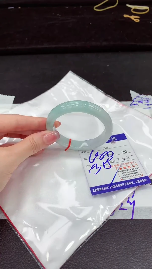 翡翠手镯未镶嵌1111111