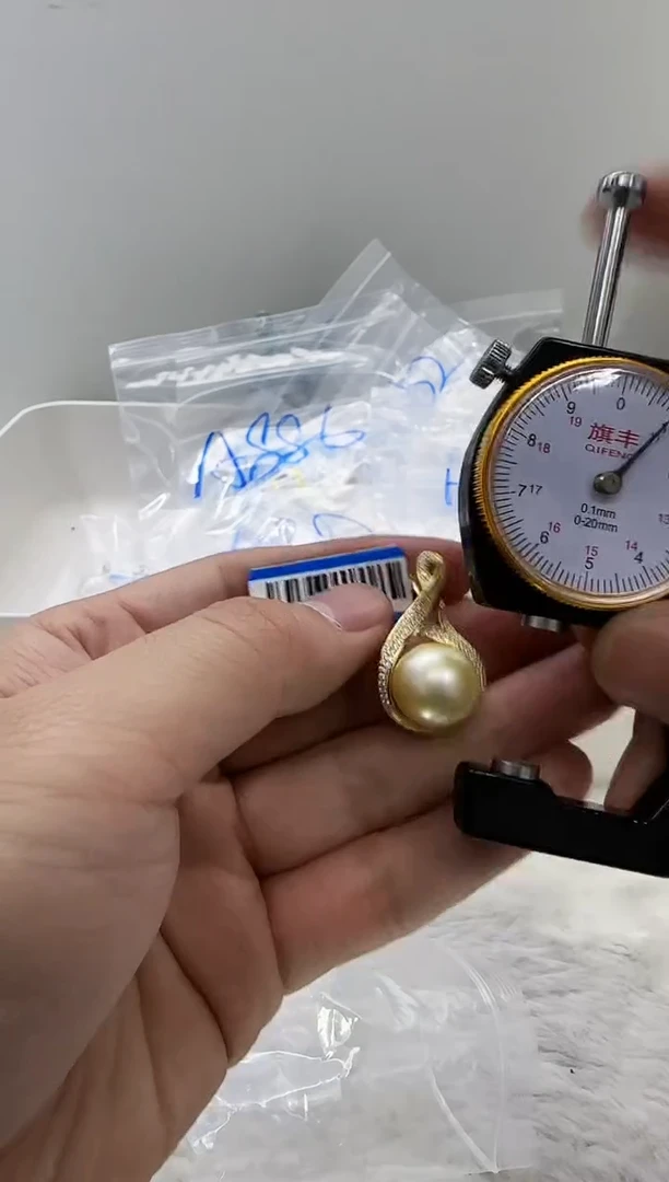 【闪购商品】海水珍珠DA银S925镶嵌v2528 吊坠13