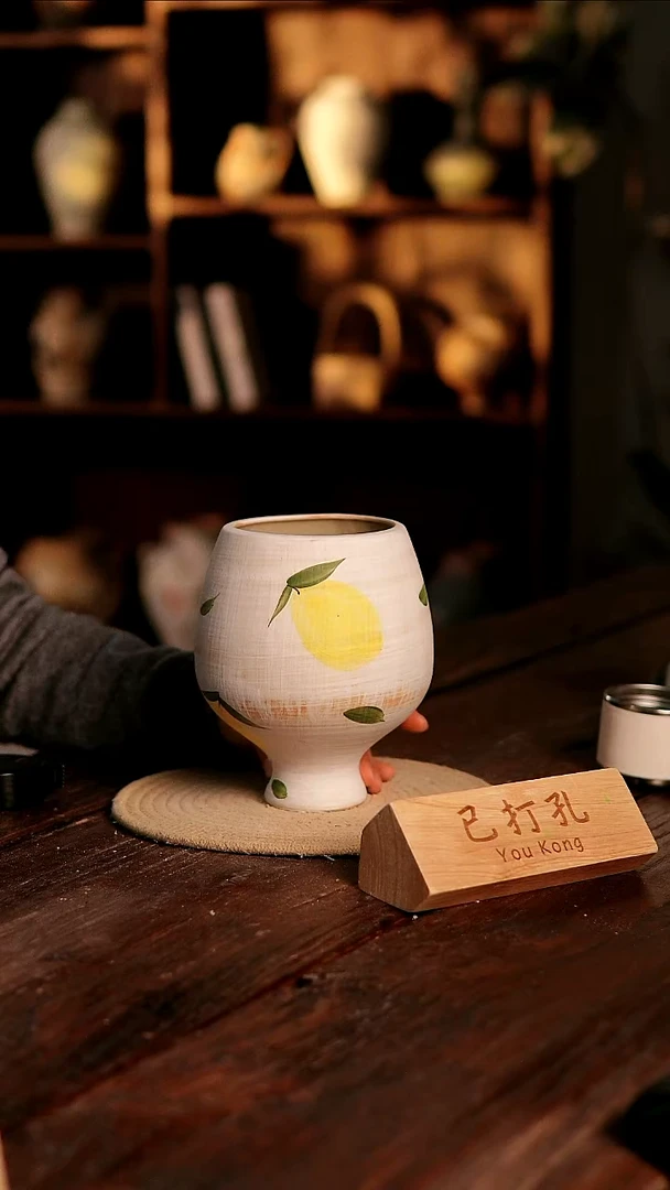 摆件25-491高度18口径10已打孔误差2