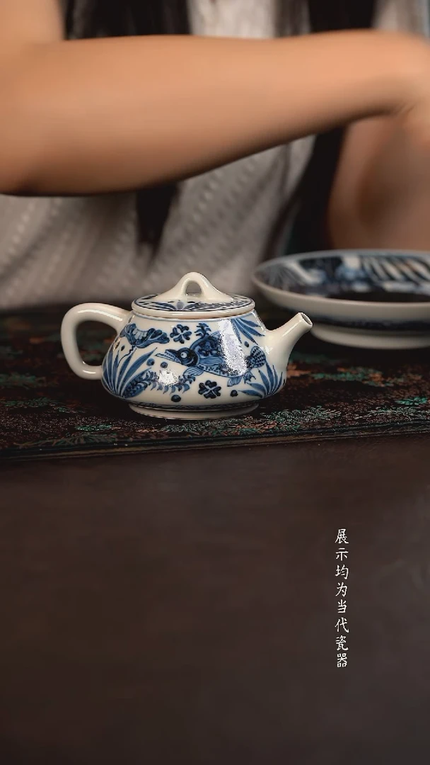 雲山敬古五福鱼藻石瓢壶