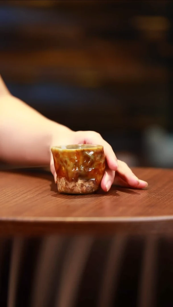 翡翠摆件未镶嵌杯子